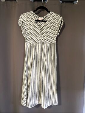 Isabel Maternity by Ingrid & Isabel White and grey Striped V-Neck Midi Dress